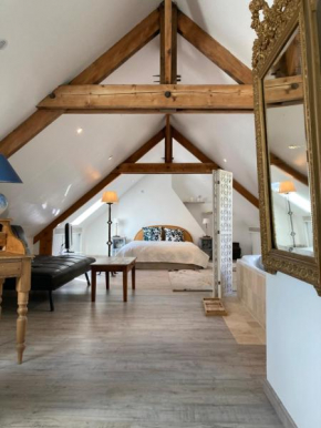 Hotels in Saint Philbert Des Champs